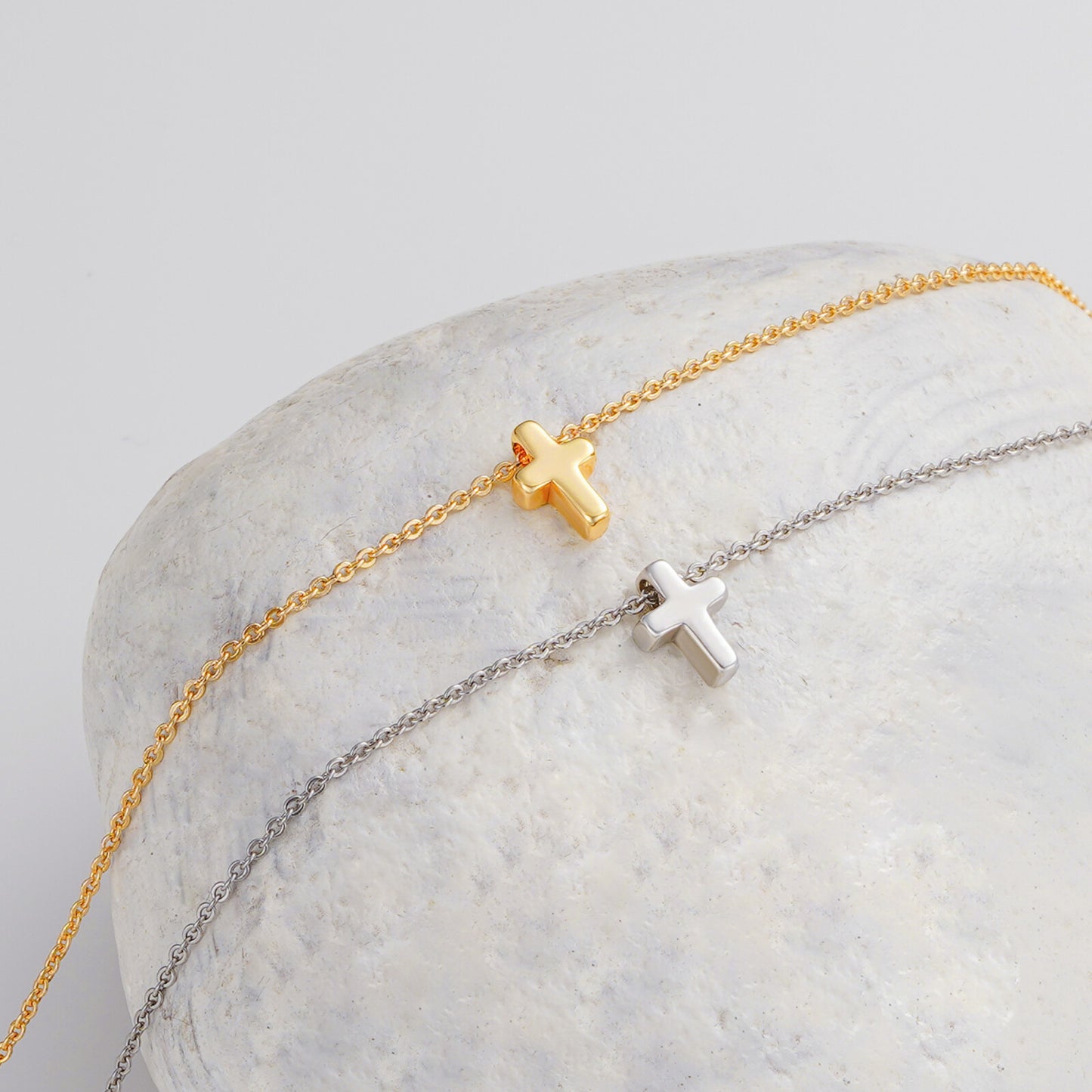 Turandoss Cross Necklace for Women Girls, Dainty 14K Real Gold Plated 3D Pendant Necklace Sideways Choker