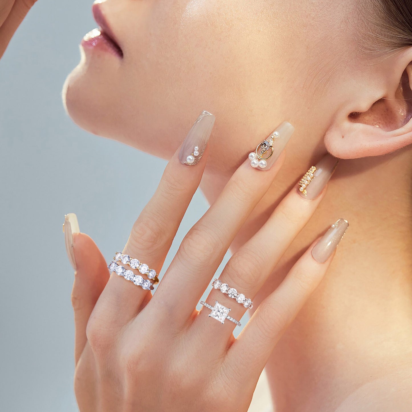 Turandoss 5 Stone Moissanite Rings for Women, 3.75MM D Color VVS1 Clarity Lab Created Moissanite Anniversary Rings,White gold,6#